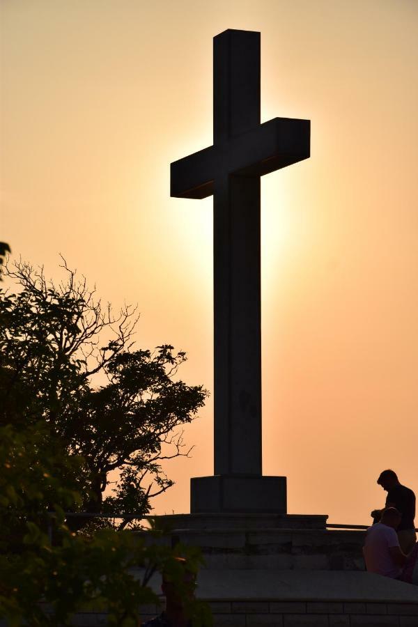 Stella Maris Pastoral Home ストゥルニャン エクステリア 写真